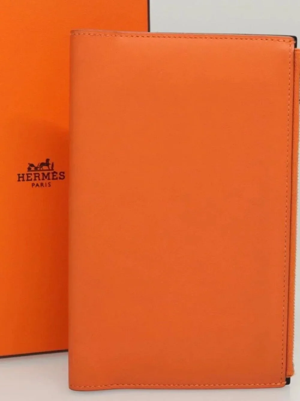 Hermes brand color