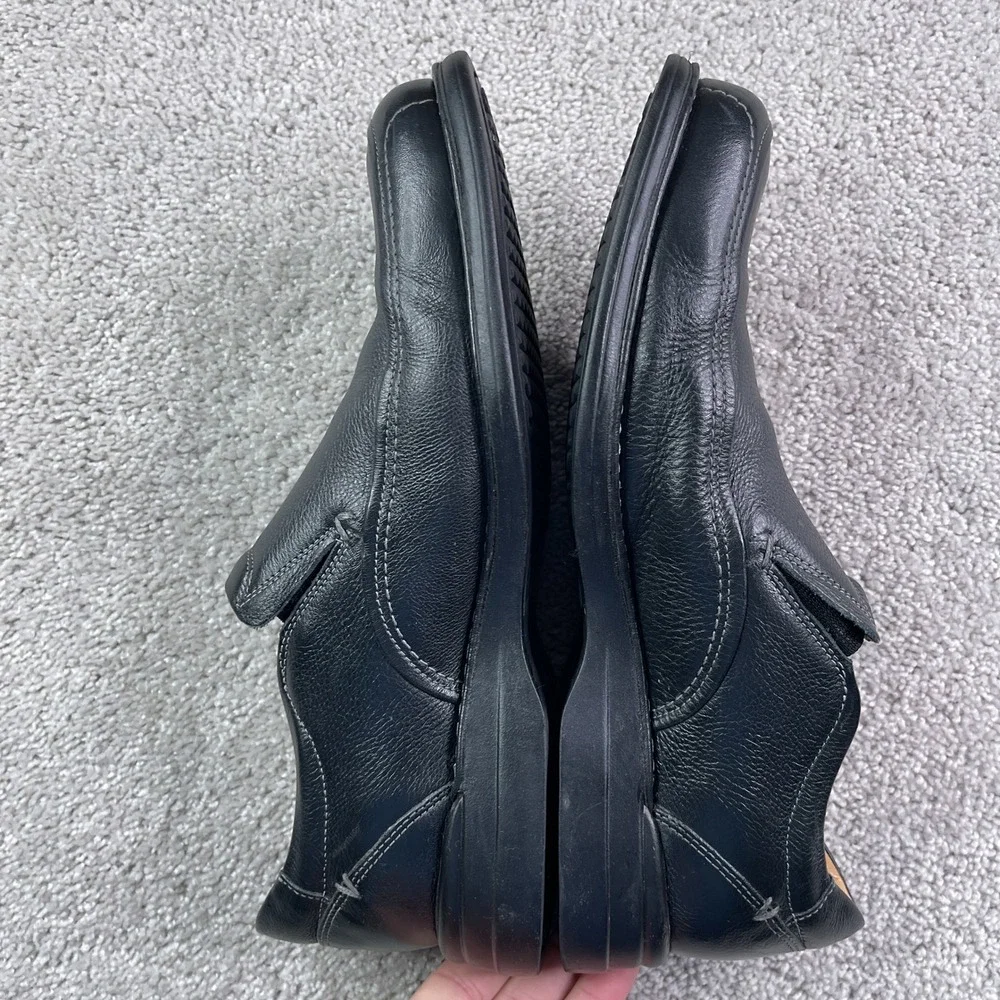 Johnston & Murphy dress shoes
